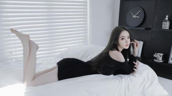 金丝雀飞走后，京圈大佬深吻求复合若白 金丝雀飞走后，京圈大佬深吻求复合在线阅读