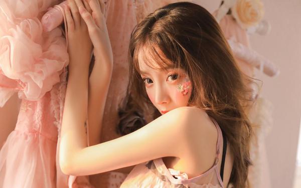 舒晚江屿孟清瑶免费阅读 我在领奖台感谢小三，妻子摔碎十年信物消失的小说免费试读