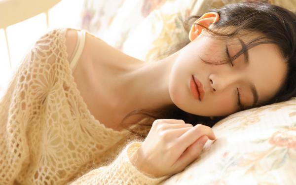 《乔念安傅云祯》分手六年，清贫学神变疯批太子爷堵门章节目录精彩阅读