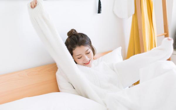 《海志辉地心王玲荷》地心赘婿:海志辉的奇幻之旅!小说全本在线阅读